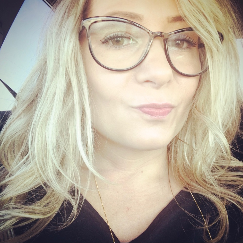 Meet your Posher, Vanessa